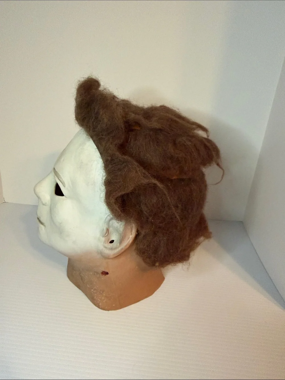 Halloween II Michael Myers Mask by Trick or Treat Studios
